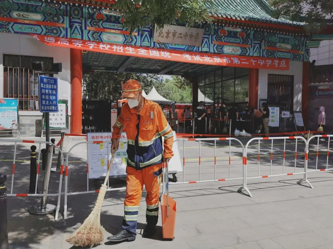 继续加油吧，闪光的少年！我们默默为你们守护......