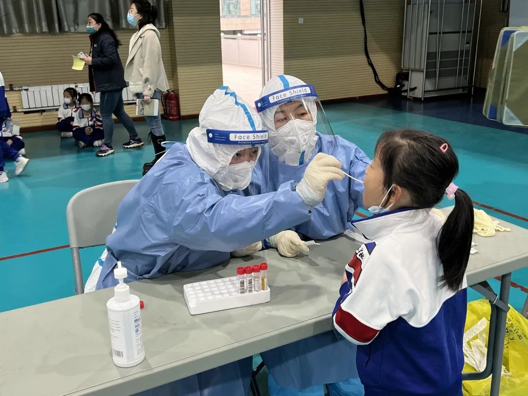 “疫”无反顾！来自东城“大白”的战疫故事——