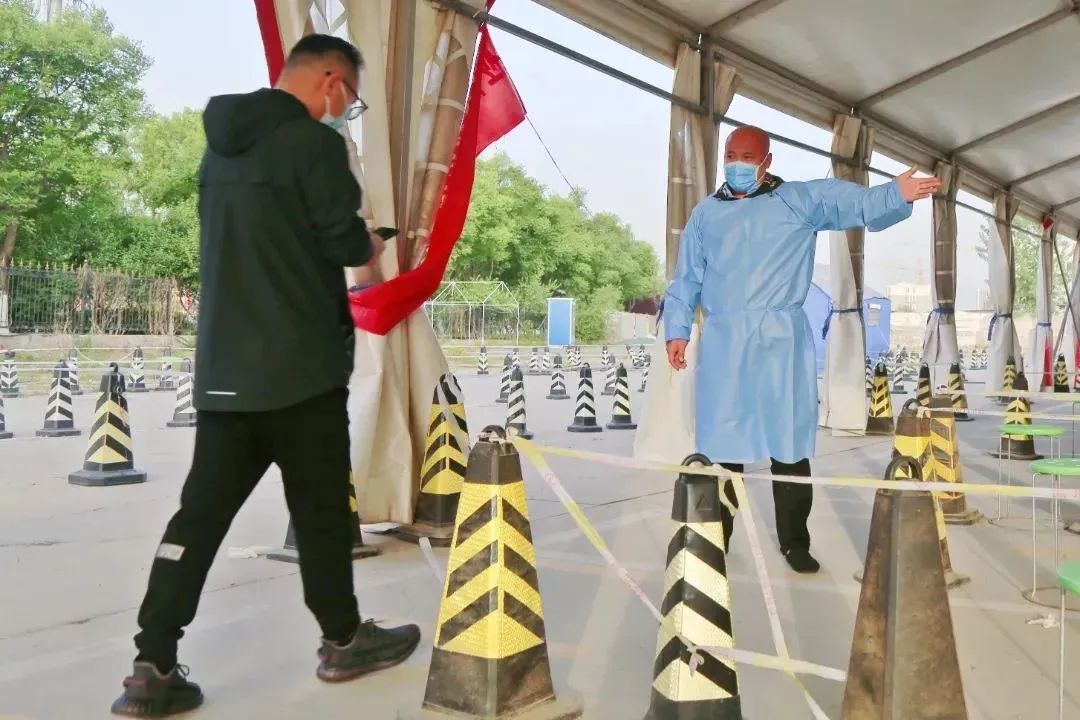 严防死守，以快制快，同心抗疫，他们分秒必争！