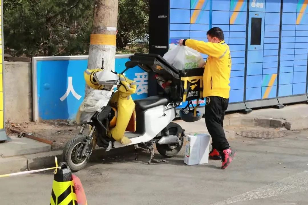 与疫情赛跑，他们争分夺秒，全力出击！