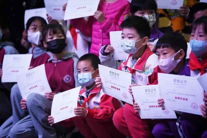 助力冬奥 丰台有我｜北京冬奥会开幕倒计时40天 千余件青少年原创动漫作品展出迎冬奥