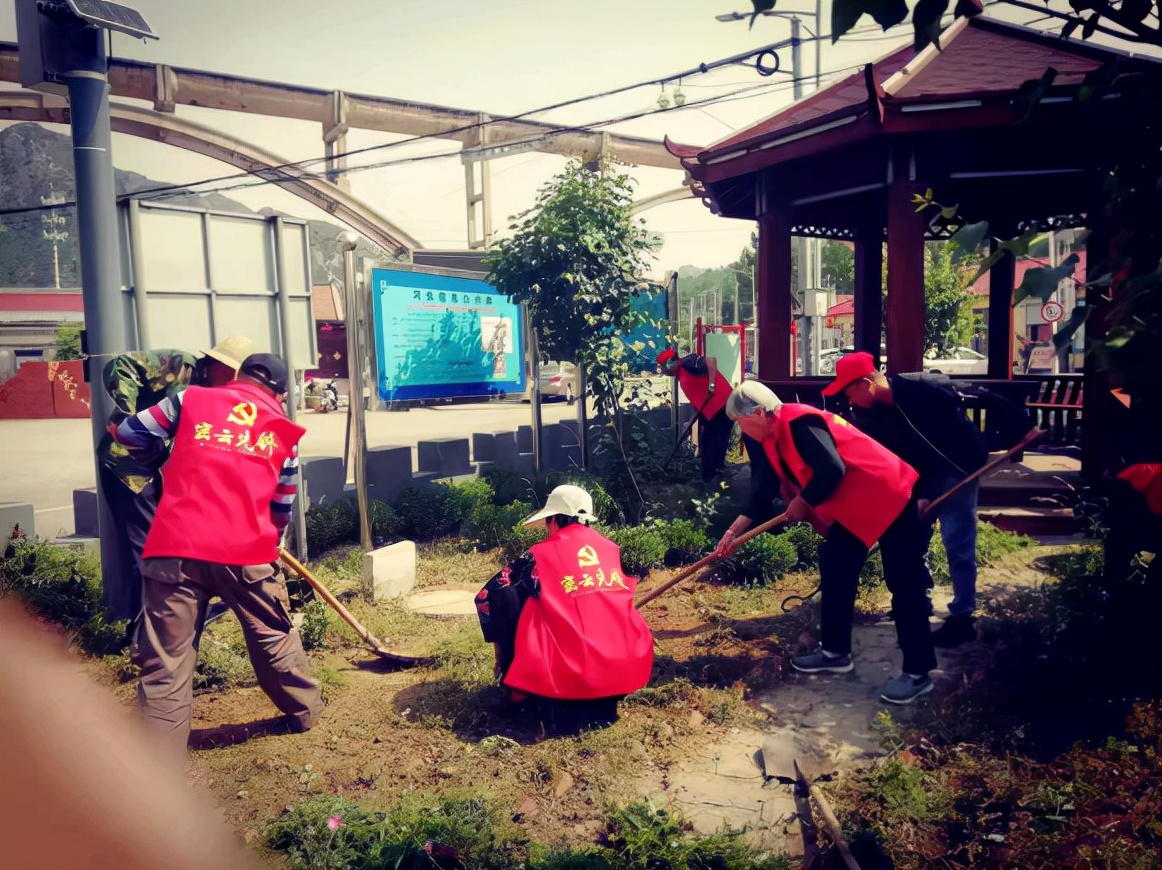 密云区新城子镇开展“全民参与、创城有我”周末大扫除活动