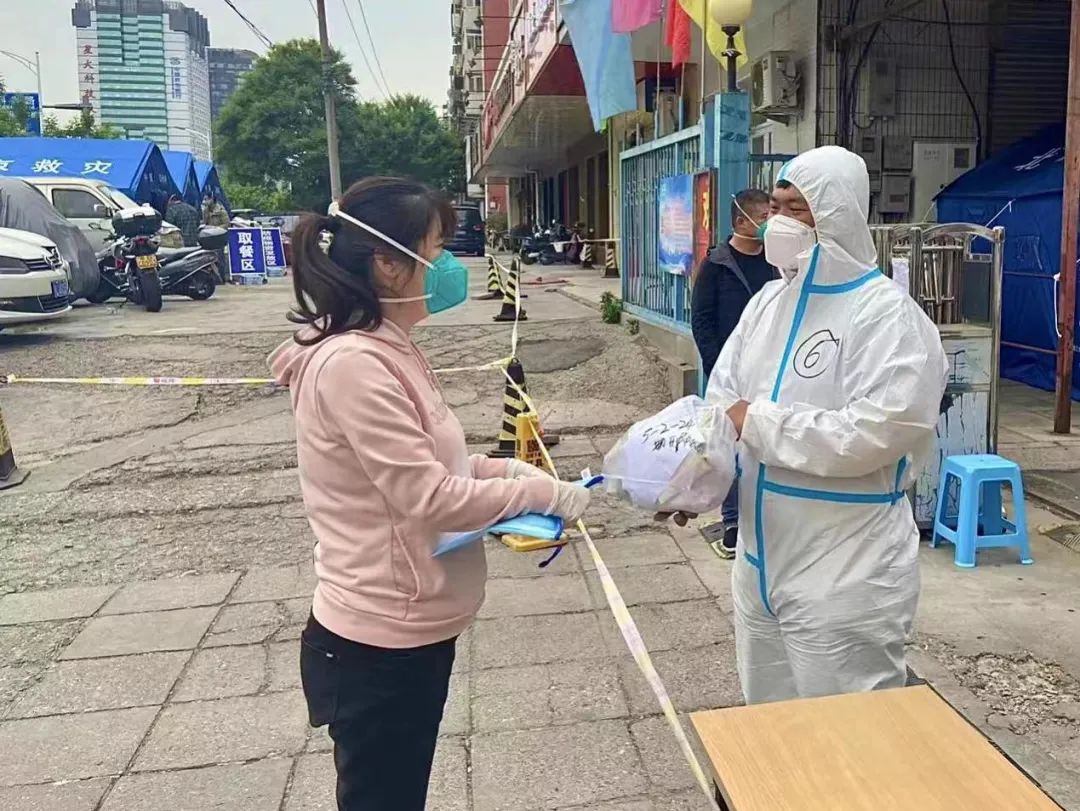 奔走在丰台的这一个个身影，温暖而有力量！