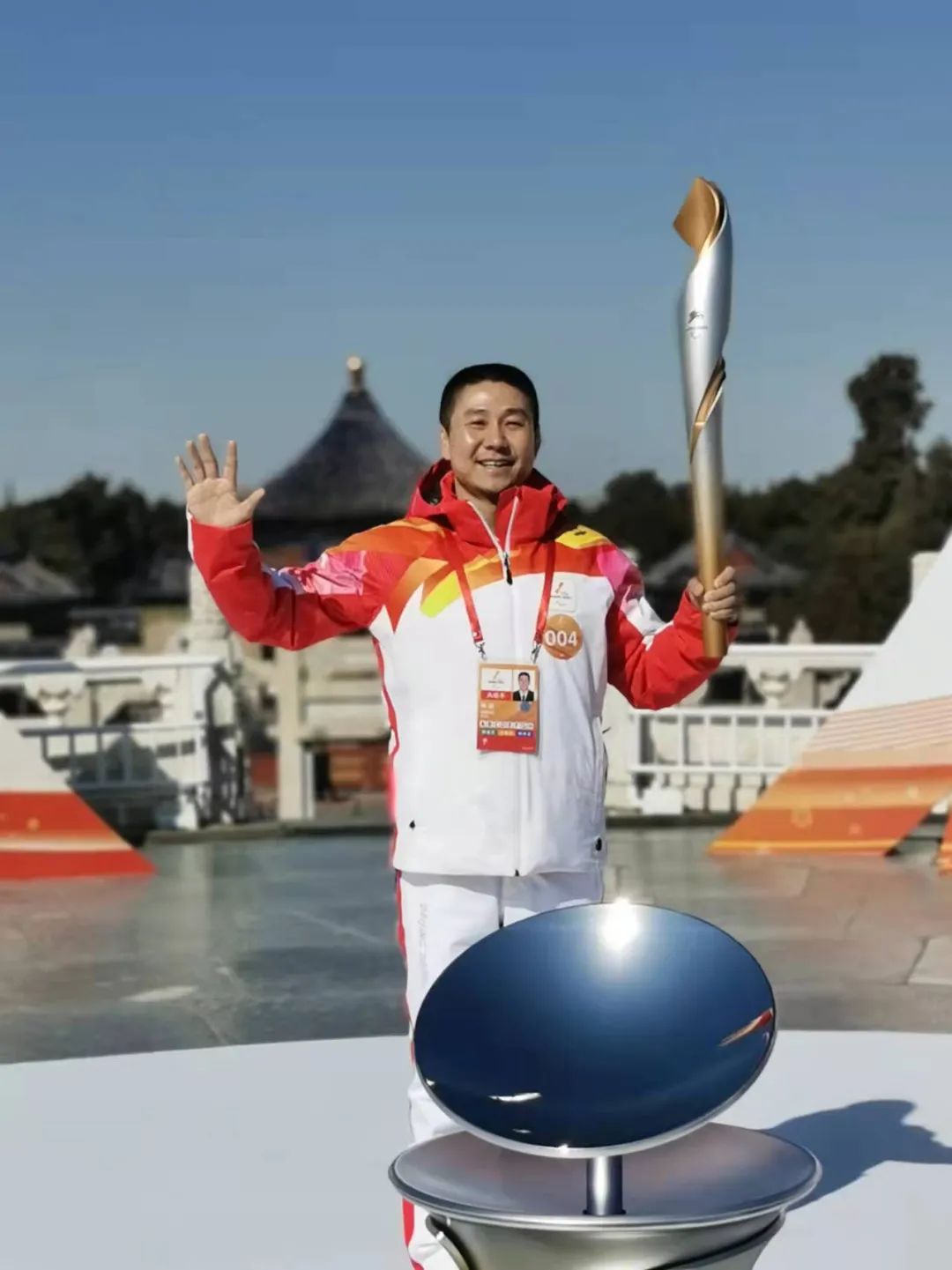 北京2022冬残奥官方火种在天坛公园汇集