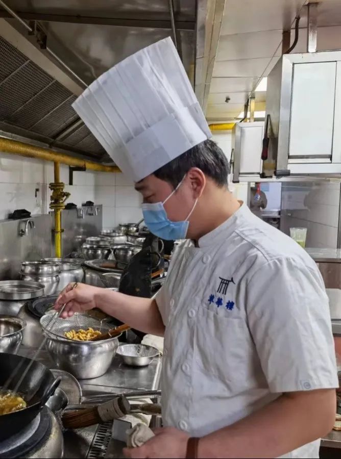 小份菜、预制菜……老字号餐饮企业加码外卖服务保供应