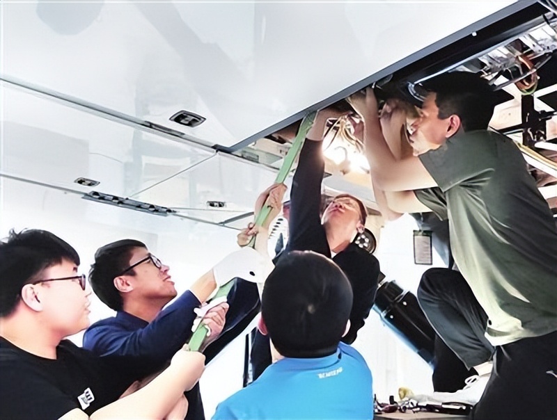 蓝天航空助力填补国产大型航空灭火飞机空白