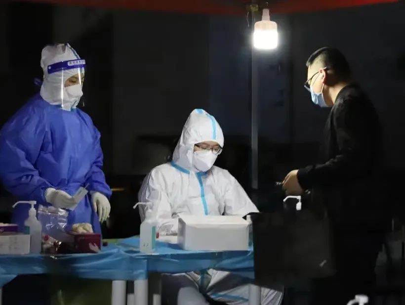 争分夺秒，快字当头，连续作战，坚决打赢疫情防控阻击战！