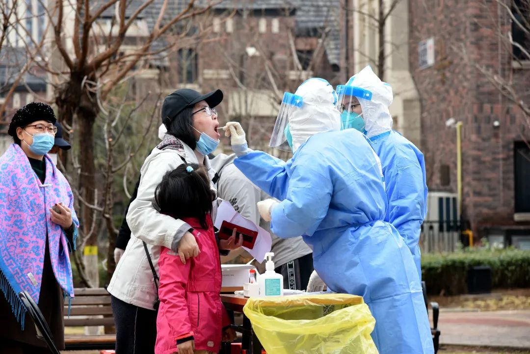 与疫情赛跑，他们争分夺秒，全力出击！