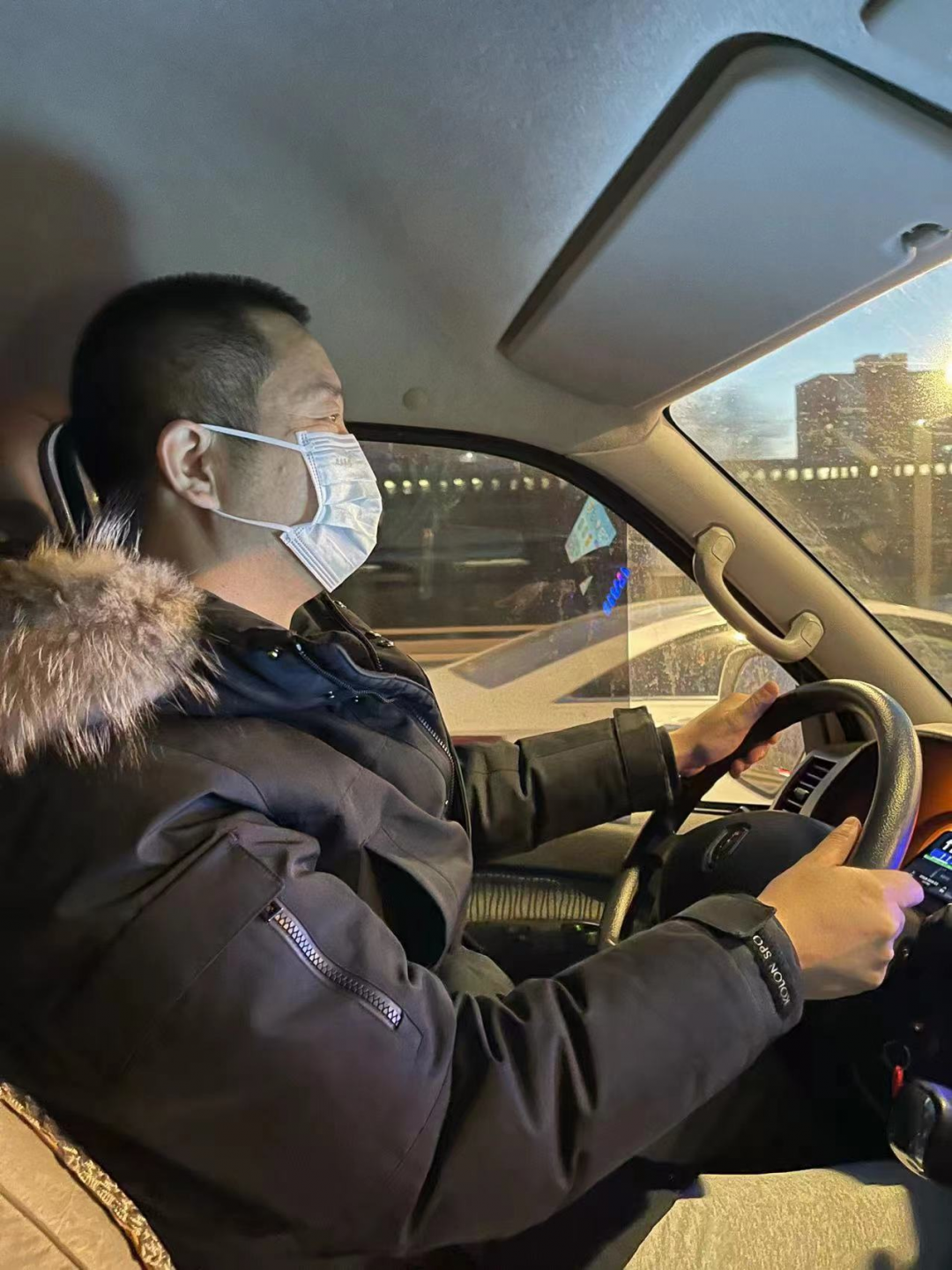 疫情防控“前沿”他是护理队伍的“领头雁”