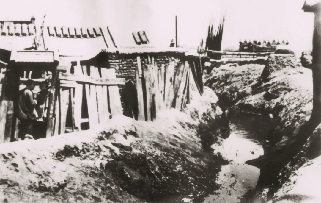 新中国成立后龙须沟的整治和金鱼池地区的三次改造