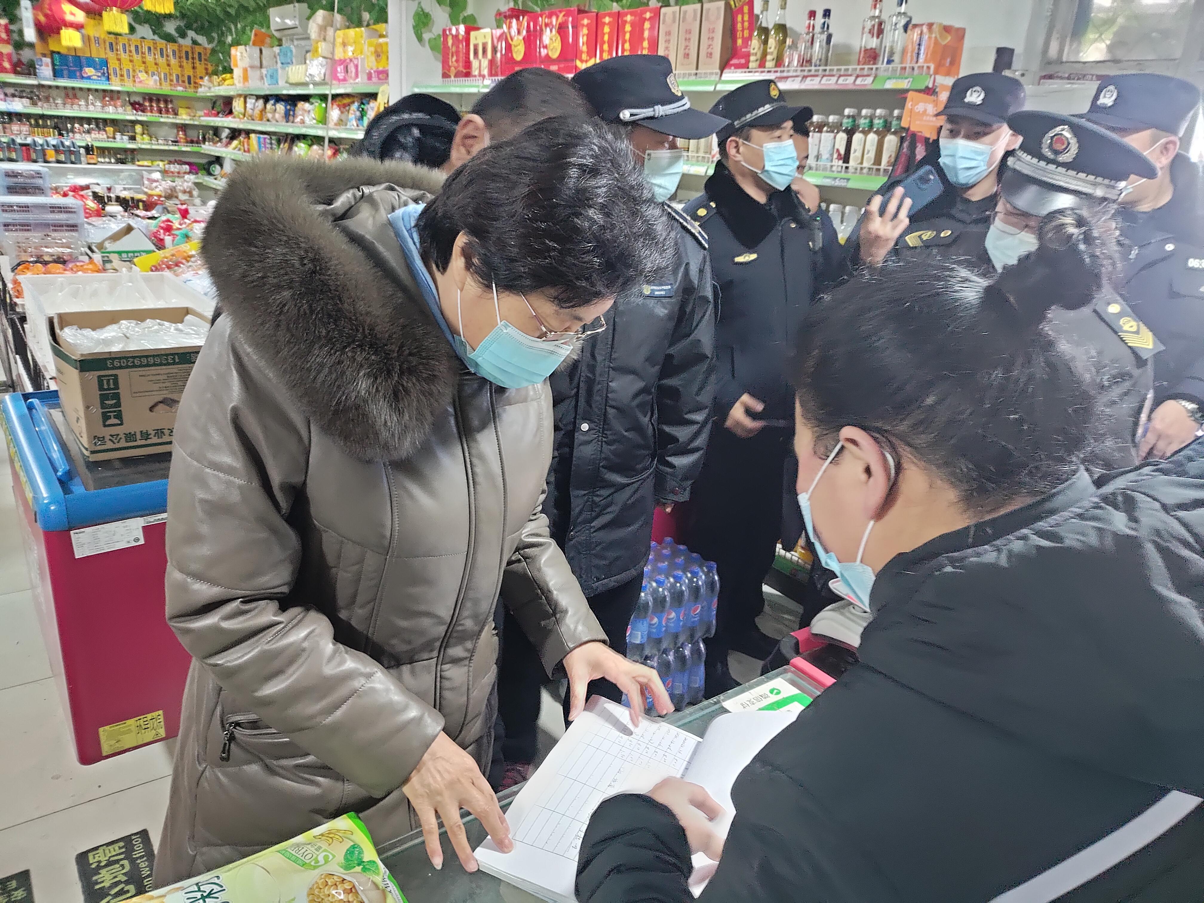 密云区石城镇：齐合力 做好两节安全保障工作