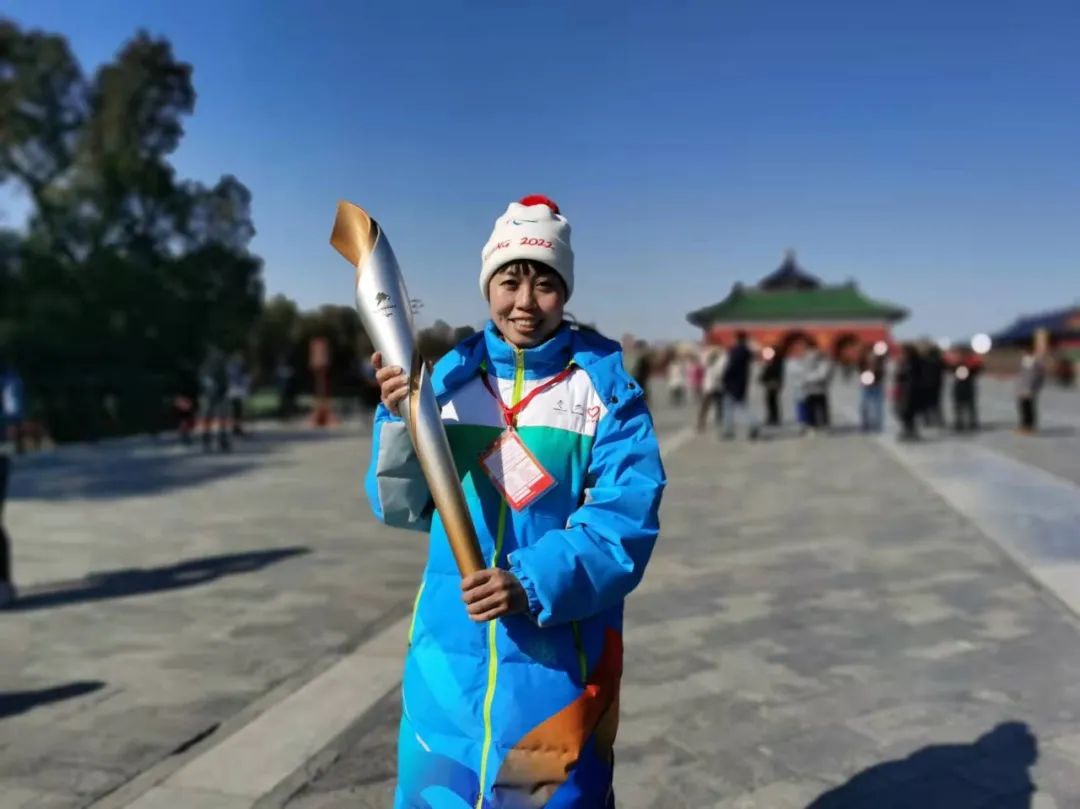 北京2022冬残奥官方火种在天坛公园汇集