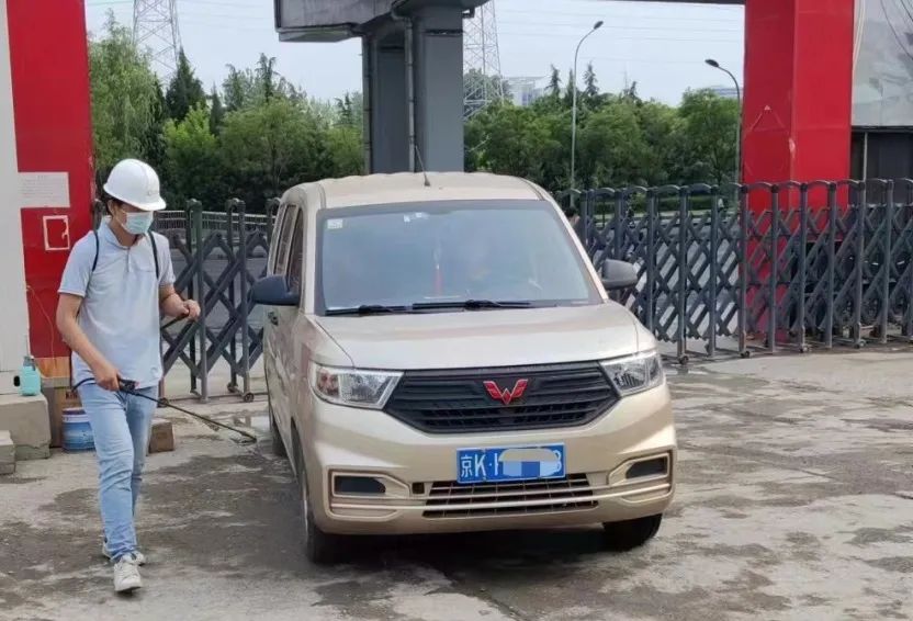 石景山织牢织密施工工地“防疫网”！十一学校、大悦城等重点工程加快建设