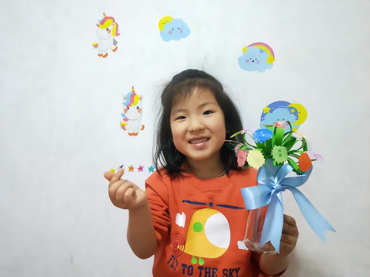 顺义娃将核酸检测贴纸巧变“艺术品”，致敬战“疫”一线工作者