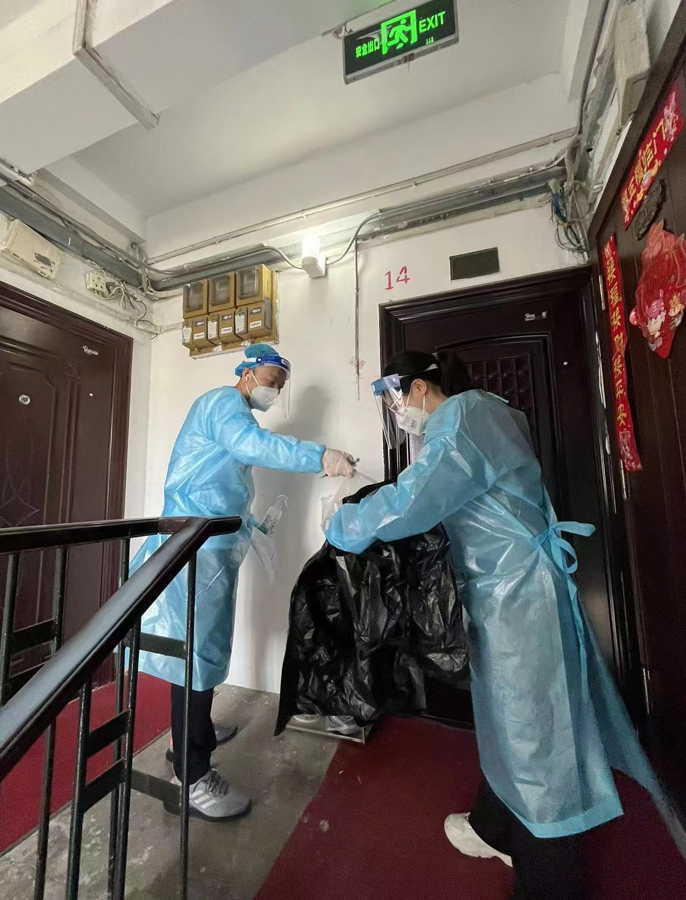 石景山区信访干部的抗击疫情“全家福”