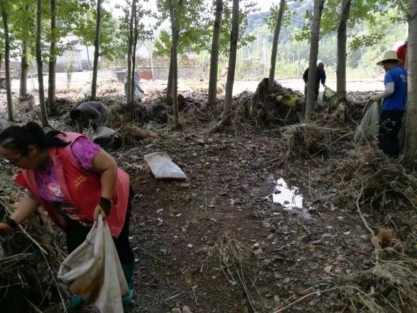 密云区大城子镇全力以赴开展河湖百日整治行动