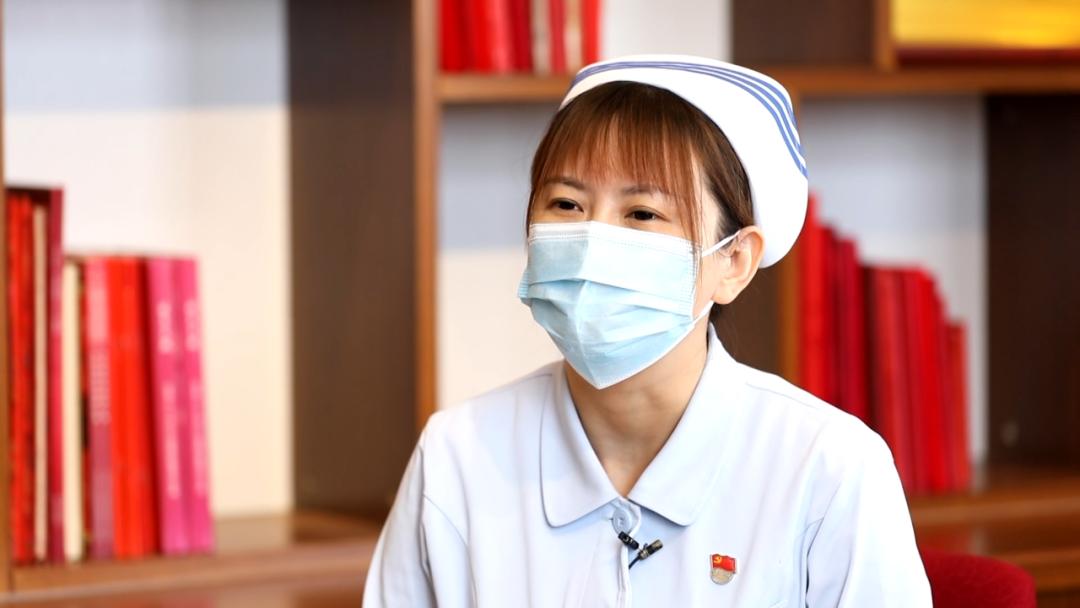 致敬铿锵玫瑰，平凡岗位绽放别样芳华