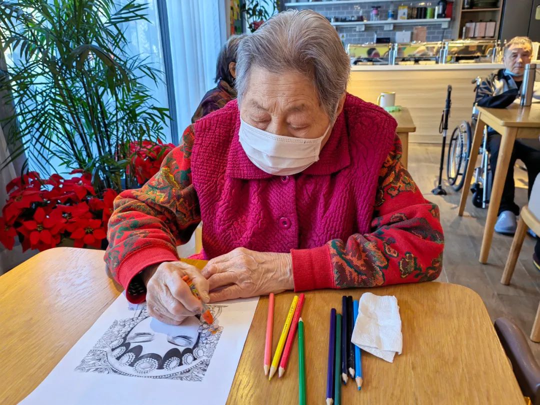 “老年餐桌”全力保障，养老服务24小时在线，东城织密织牢养老机构疫情防控安全网