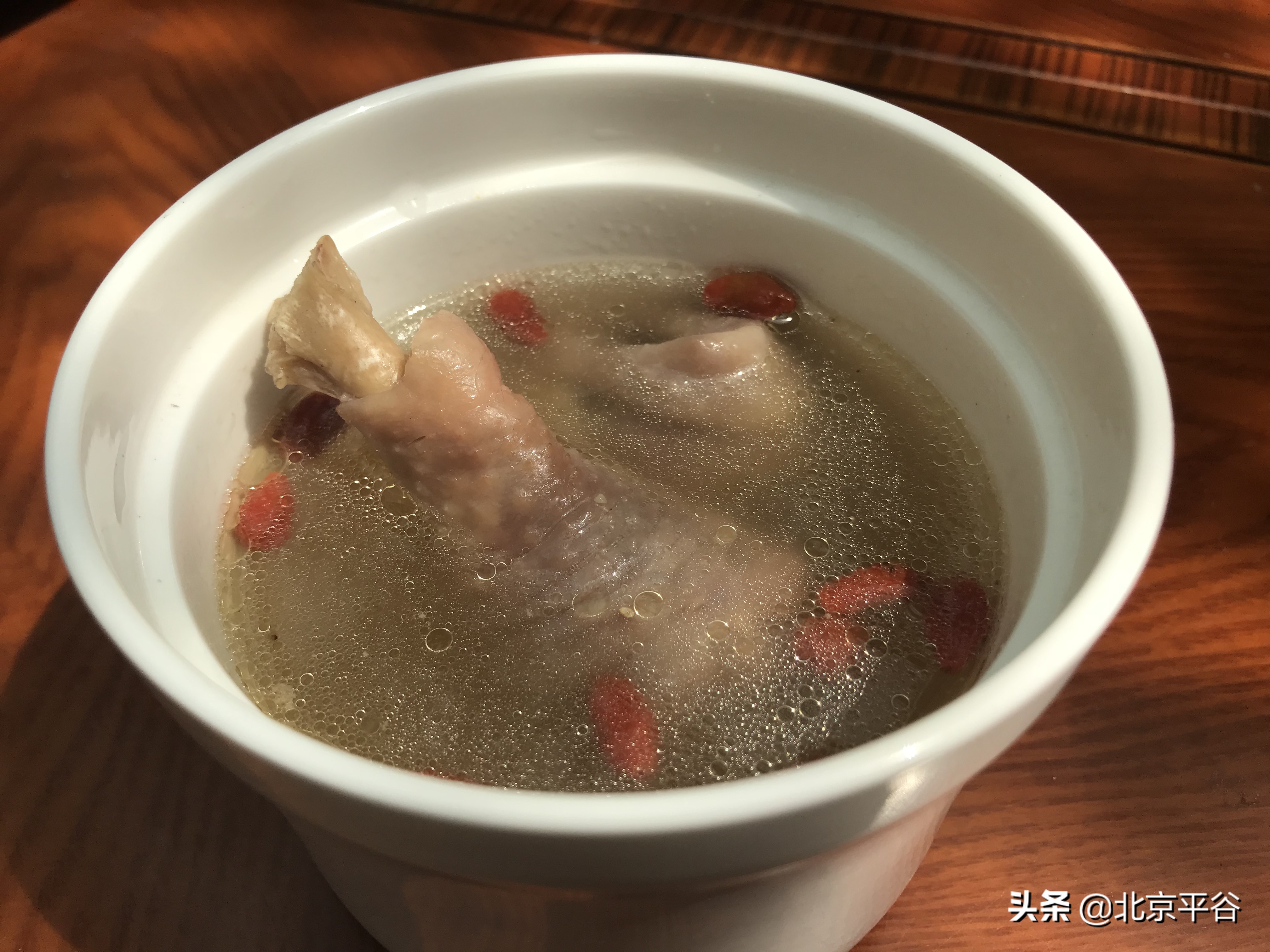 逛美景吃药膳 平谷黄松峪乡旅游接待有序复工