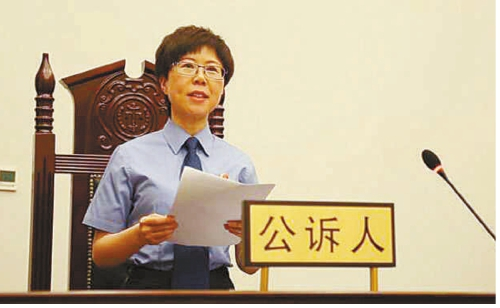 这位片警，“管得最宽”