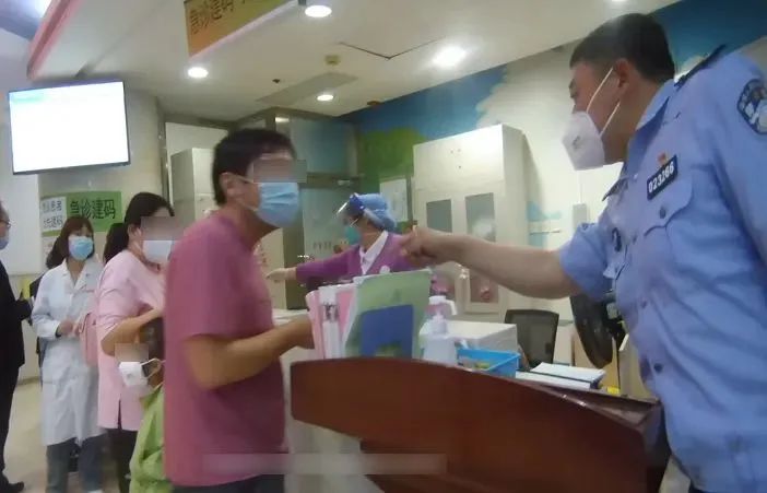 迎夏来，赢下来！致敬奋战在疫情防控最前线藏蓝身影！