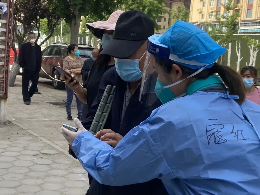 奔走在丰台的这一个个身影，温暖而有力量！