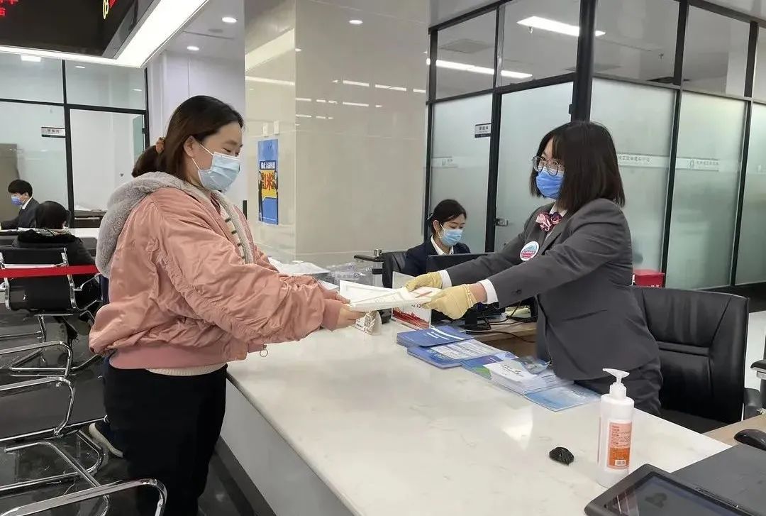 “为核心区速度点赞！”东城政务服务让群众办事少跑快办