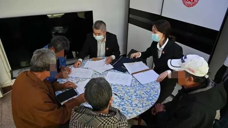 为群众办实事儿！上门调解解民忧