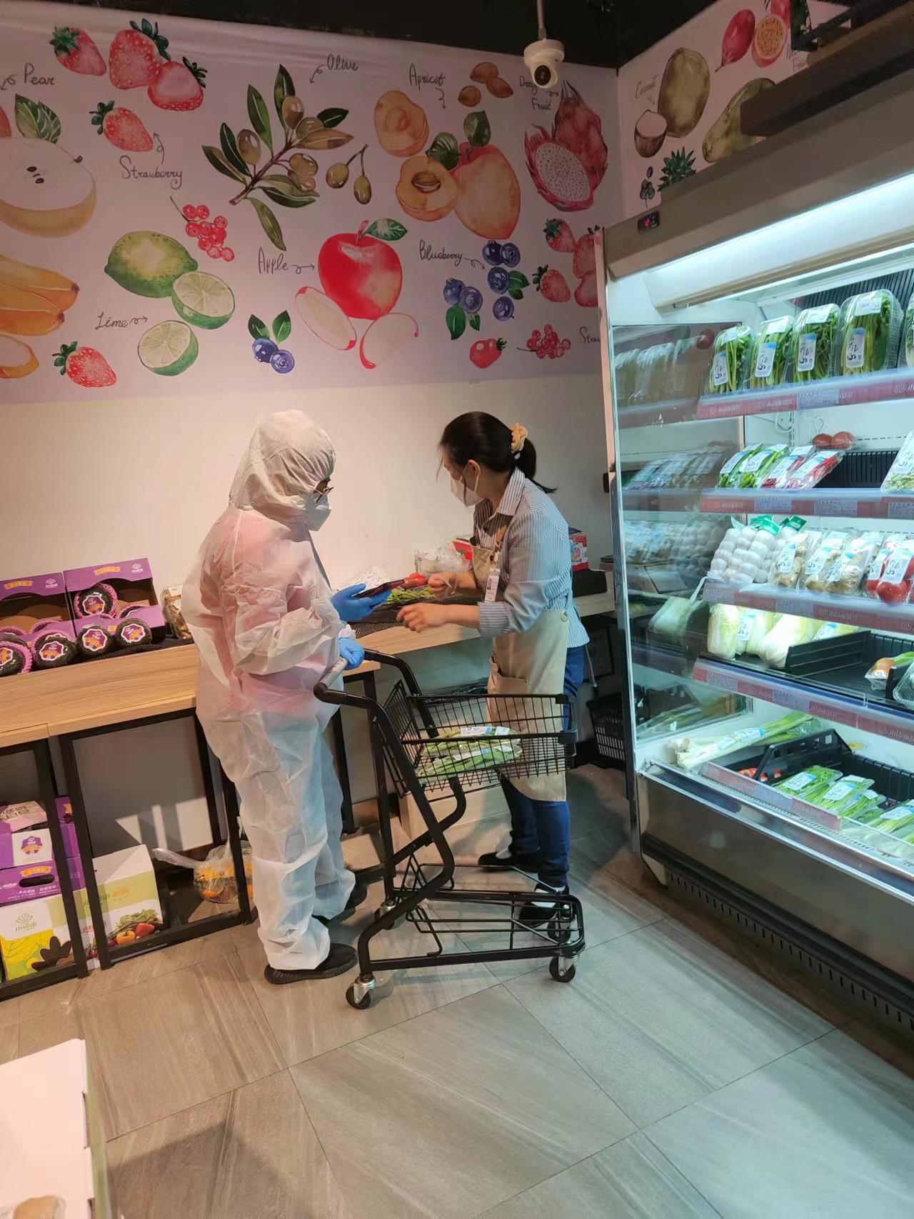 翠微集团（股份）多方式多渠道保障市场供应稳定