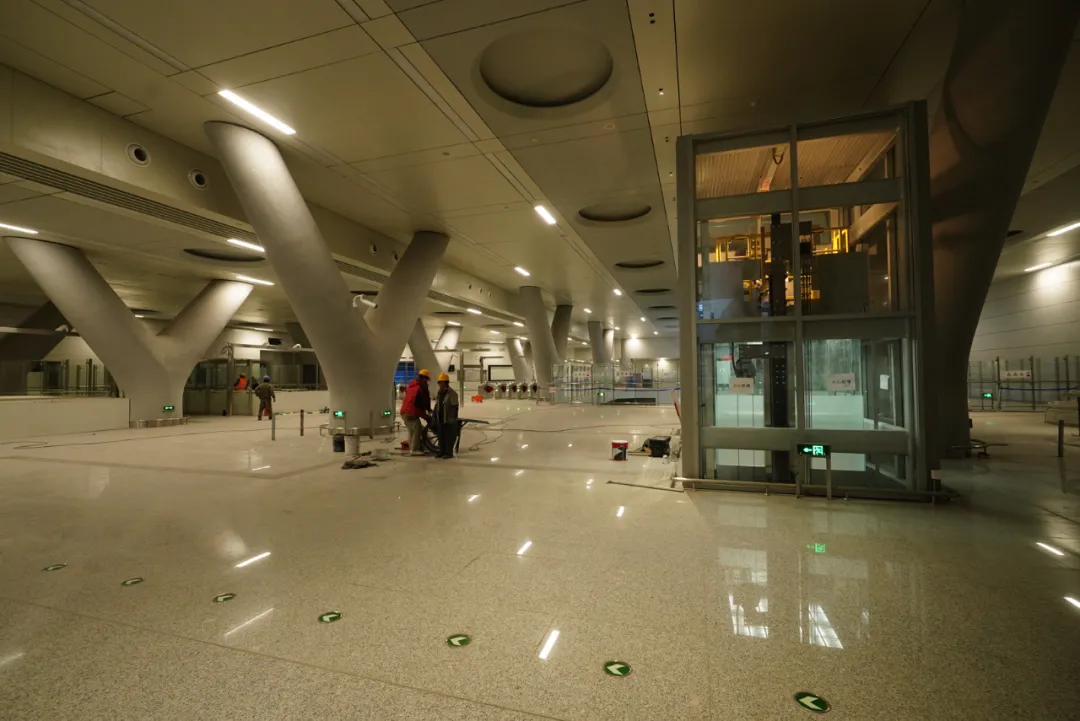 北京地铁14号线年底全线贯通运营！气派丽泽商务区站抢先看→