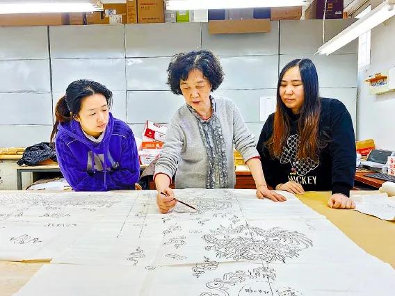 藏在胡同里的戏装厂，一针一线都是传承！