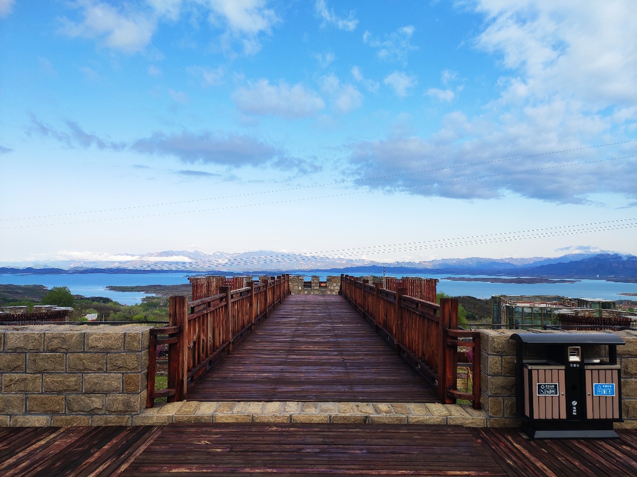 看山花、赏美景、住民宿，吃喝玩乐游太师屯