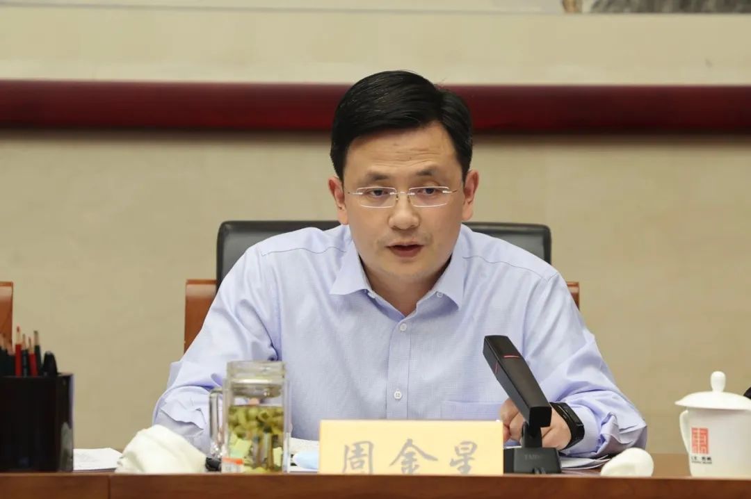 孙新军连续检查调度疫情防控工作，亲切慰问战疫一线青年干部