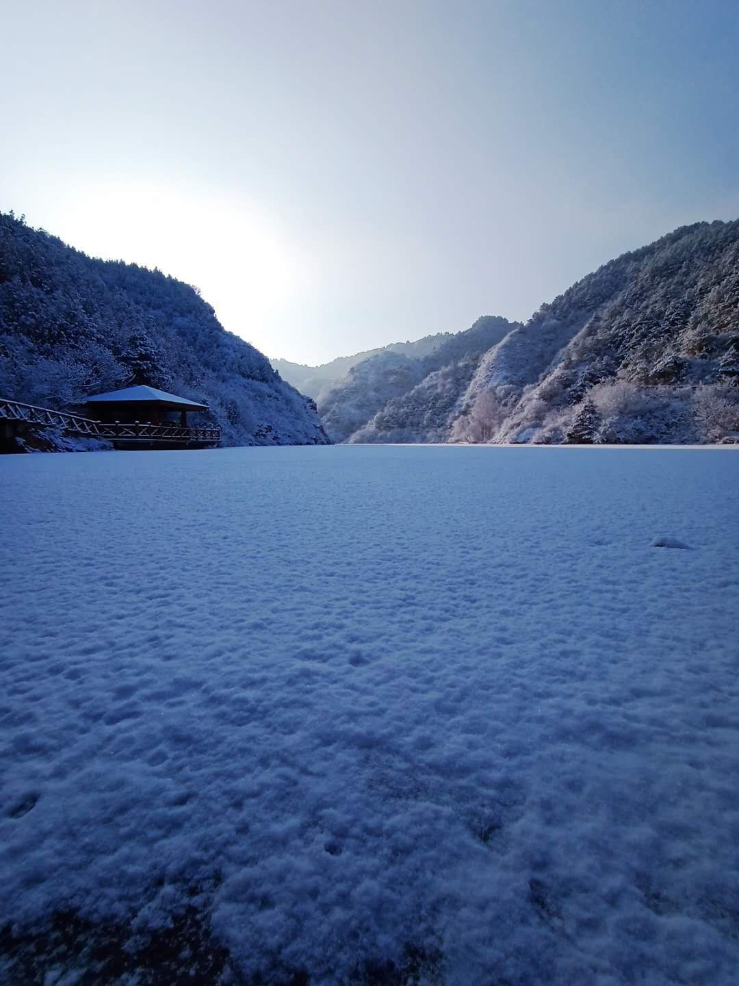 大雪过后，太师屯镇风景美如画