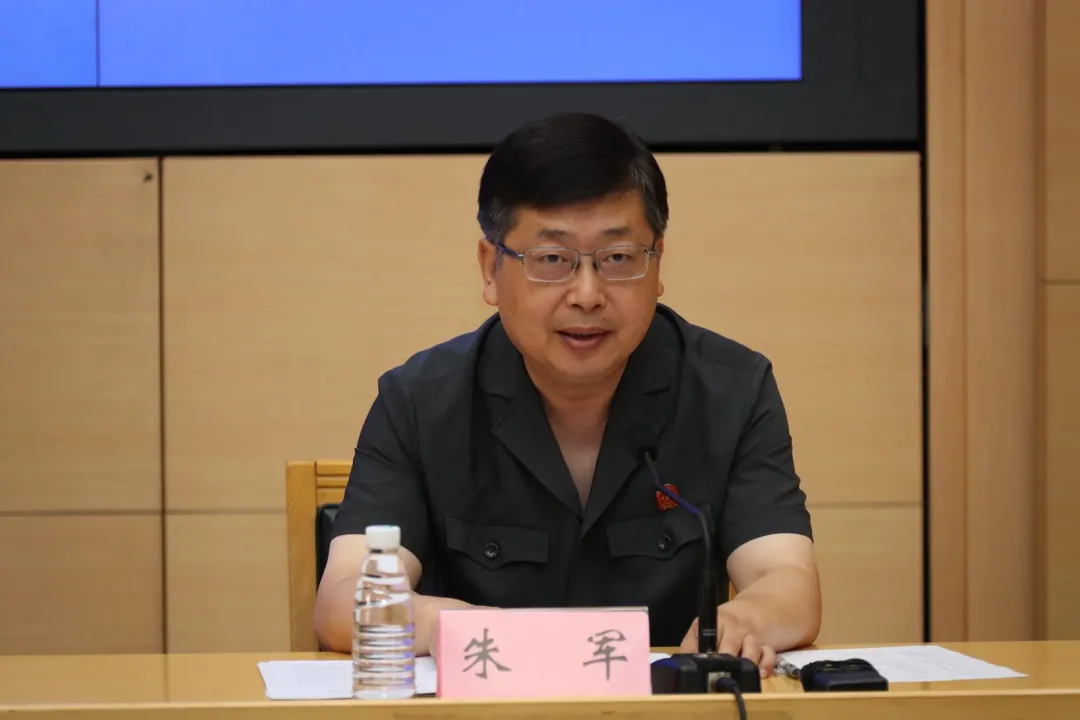 北京法院重拳出击惩治黑恶 依法判处追缴罚没退赔财产6亿余元