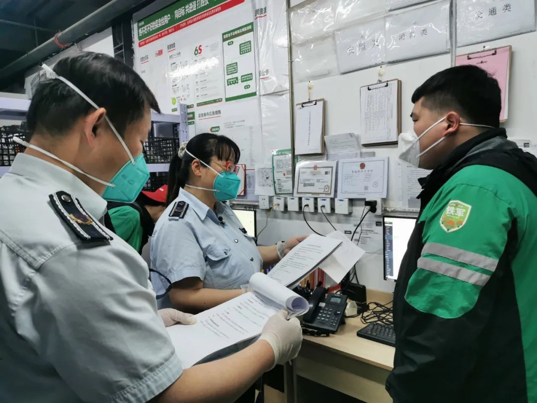 落实新版防控指引，消除疫情传播风险，东城区开展外卖行业疫情防控专项大检查