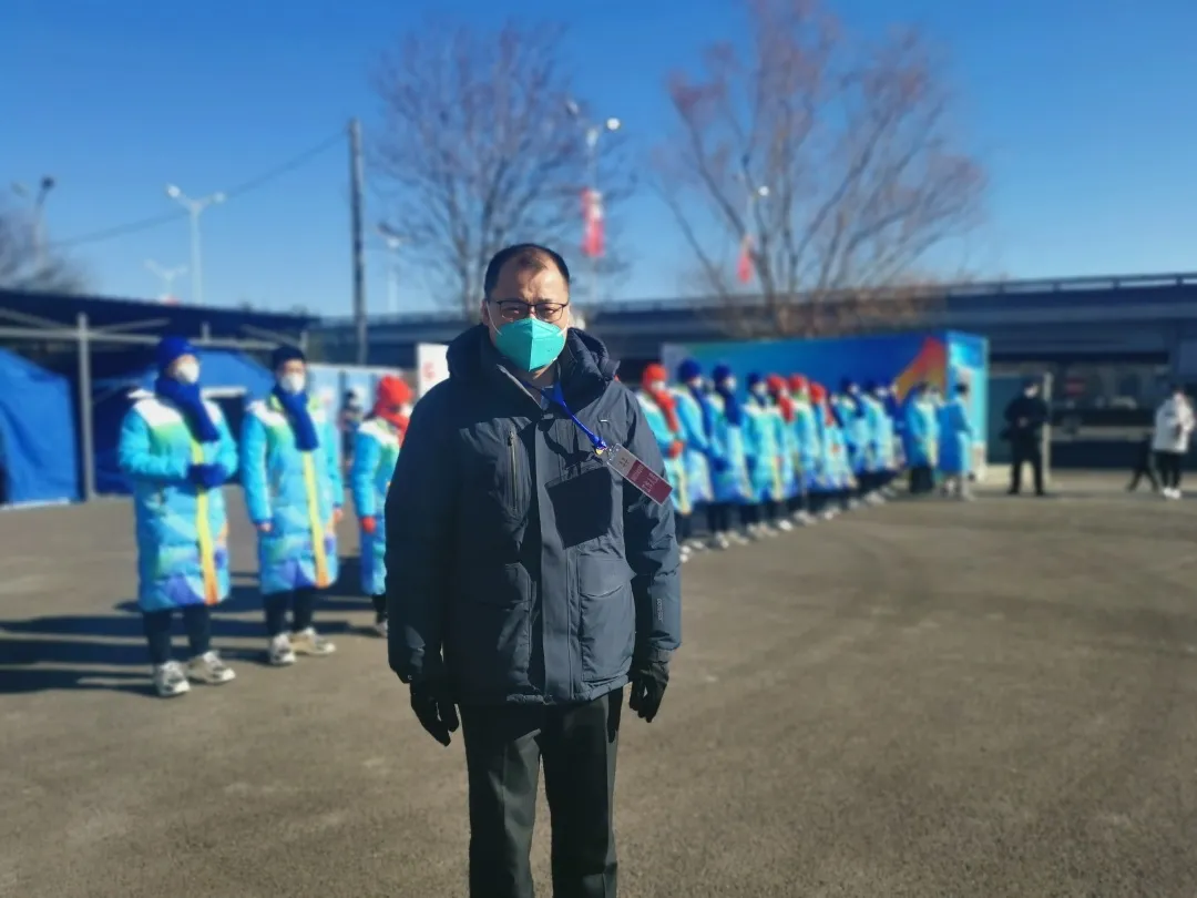 这场冰雪之约里的法院人身影