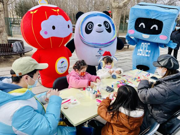 共赴冰雪之约 助力城市运行 丰台区冬奥城市志愿服务圆满收官