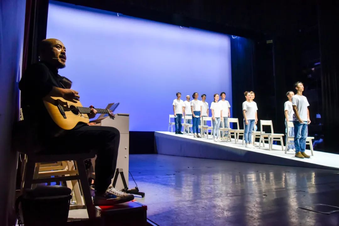 大戏东望 | 感动100%！东城原创抗疫话剧《14天》正式开演，温暖又催泪