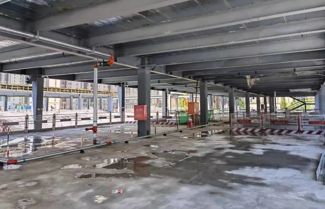 石景山织牢织密施工工地“防疫网”！十一学校、大悦城等重点工程加快建设