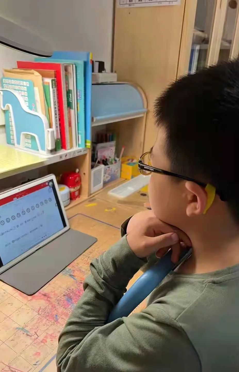 东城区中小学“同上一节疫情防控课”