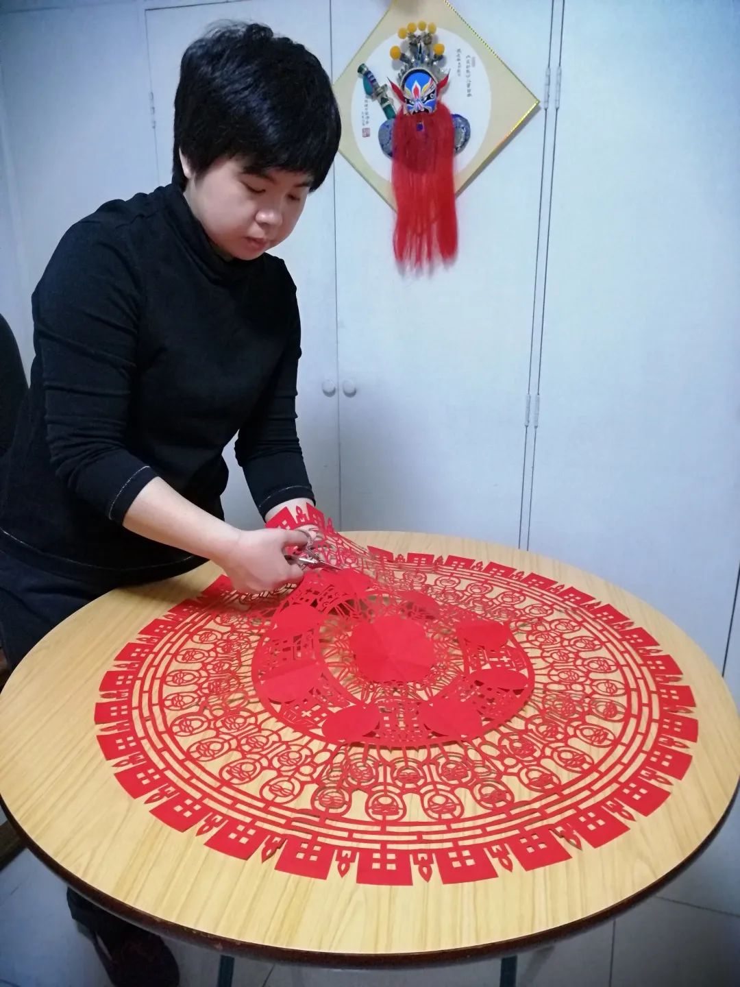 以纸传情“艺”心抗疫