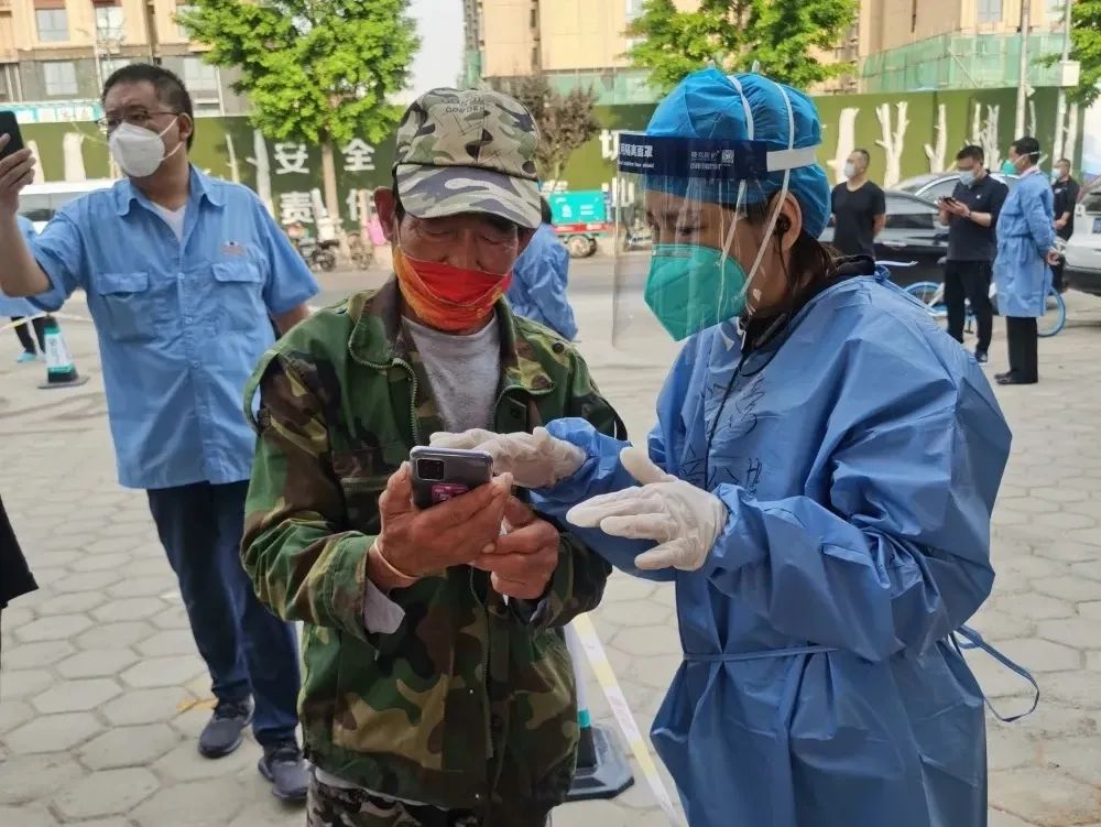 奔走在丰台的这一个个身影，温暖而有力量！