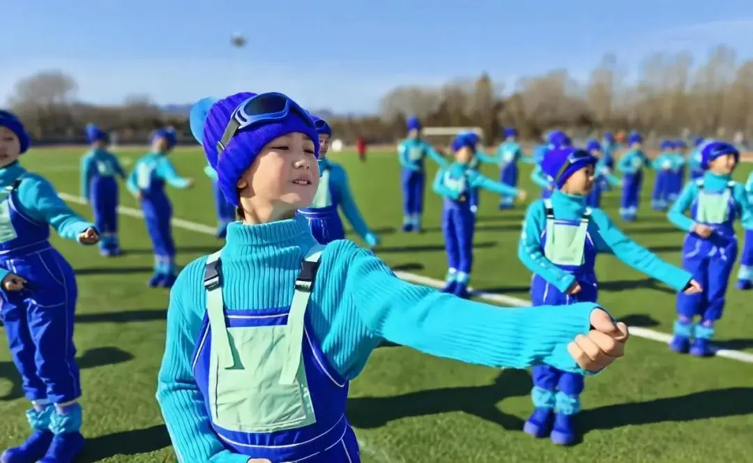 助力北京冬奥 温暖舞蹈少年 ——人大附中丰台学校开展冬奥开幕式参演人员后勤保障工作纪实