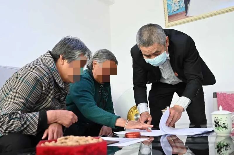 为群众办实事儿！上门调解解民忧