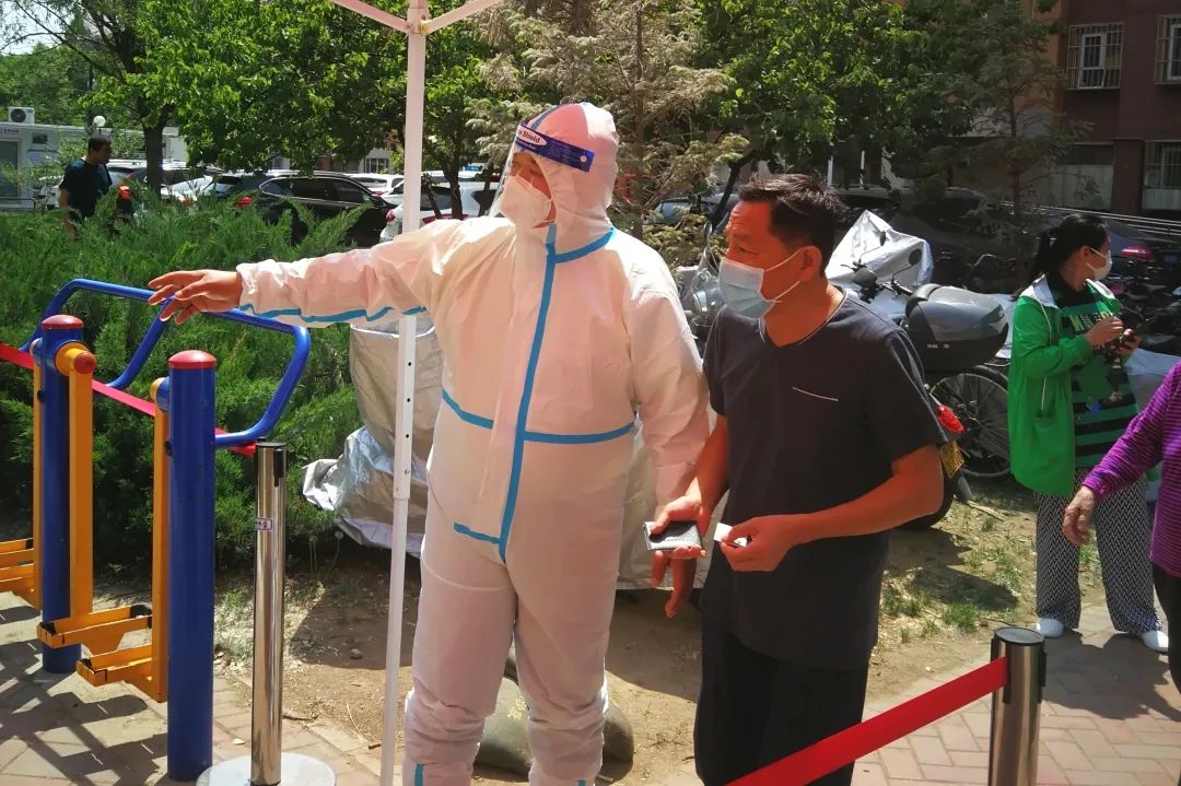 向疫而行！首都抗疫前线的检察身影