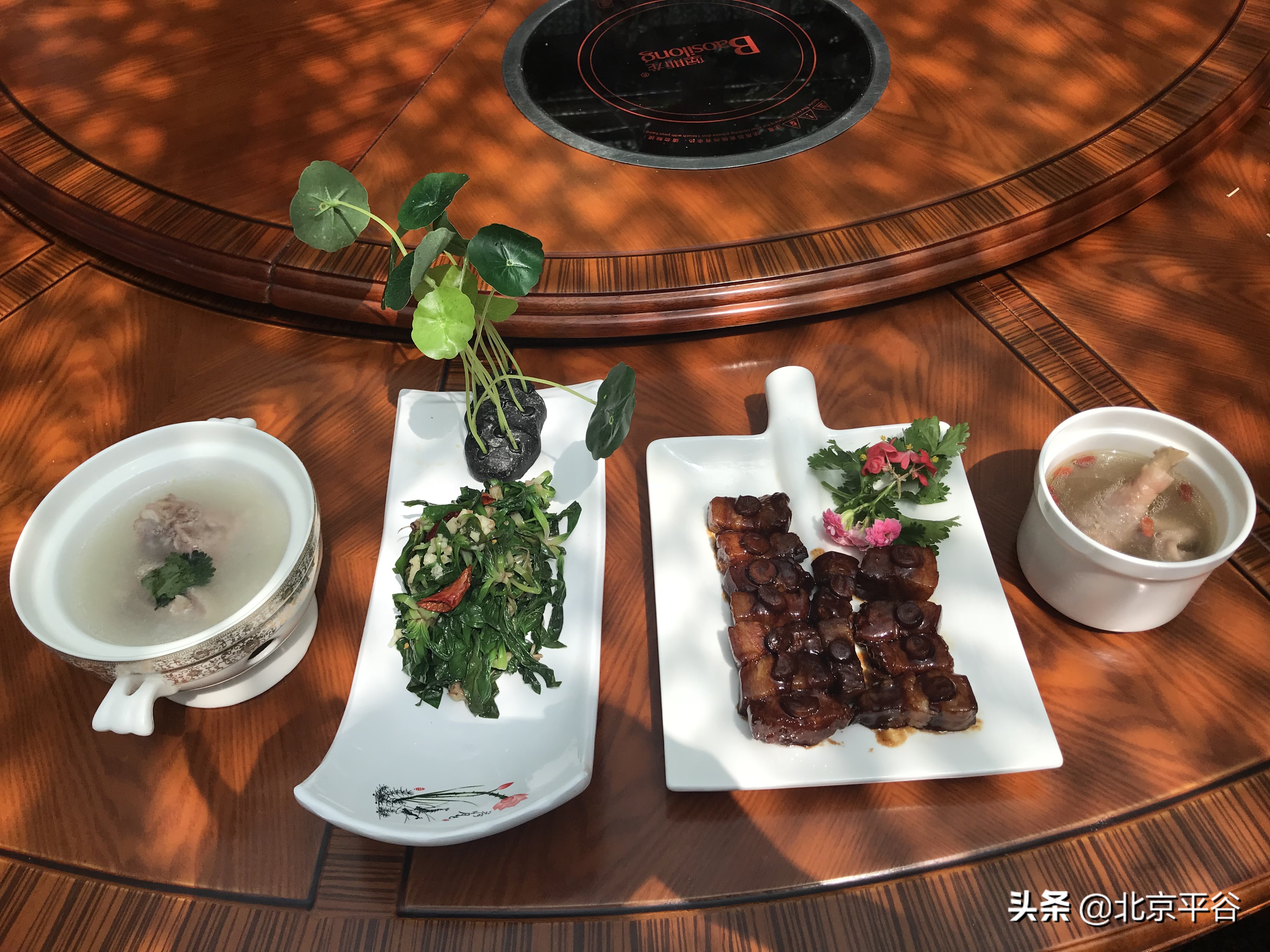 逛美景吃药膳 平谷黄松峪乡旅游接待有序复工