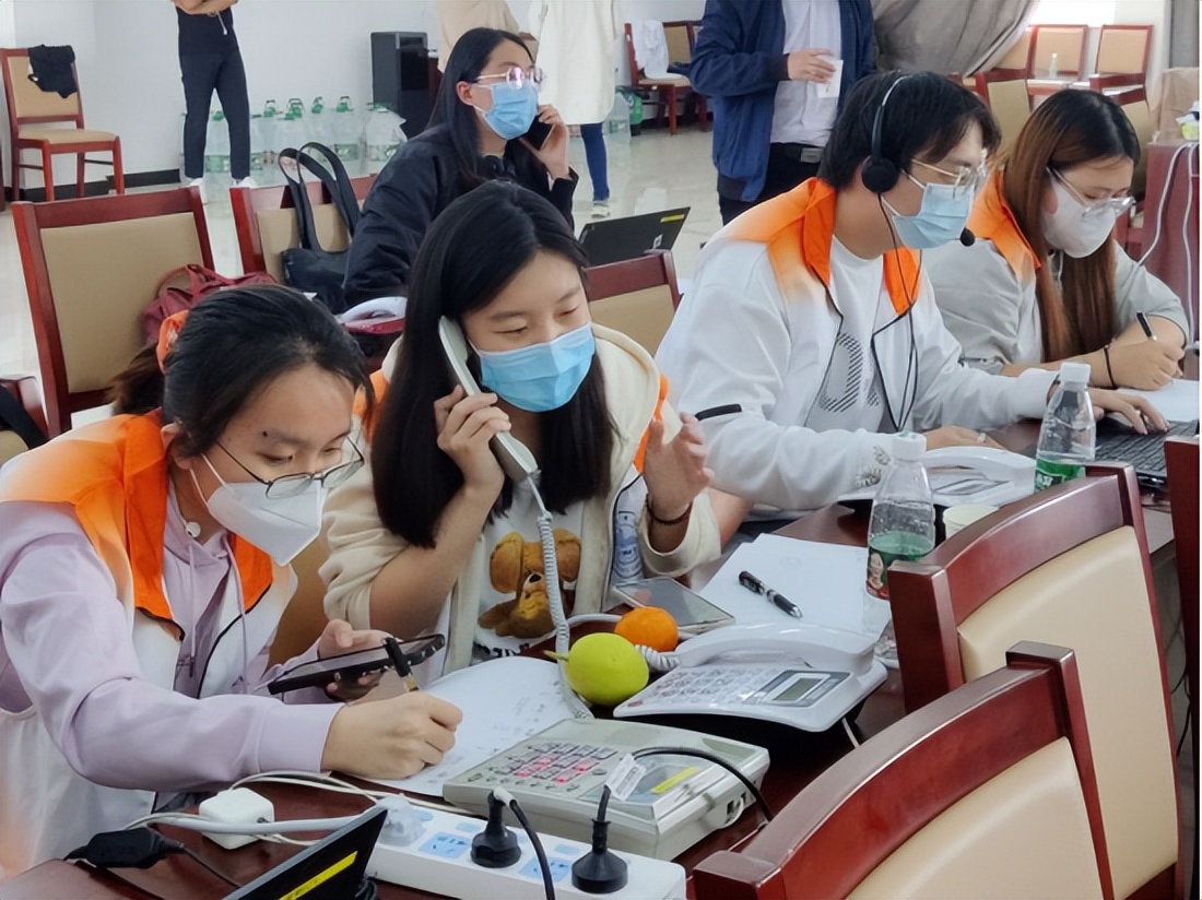 顺义志愿力量！北京城市学院“青年流调突击队”与病毒“赛跑”！