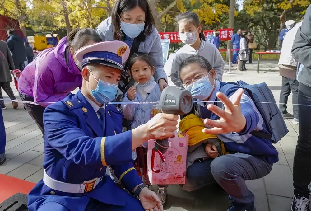 “119”变“120”！东城区红十字应急救援队亮相