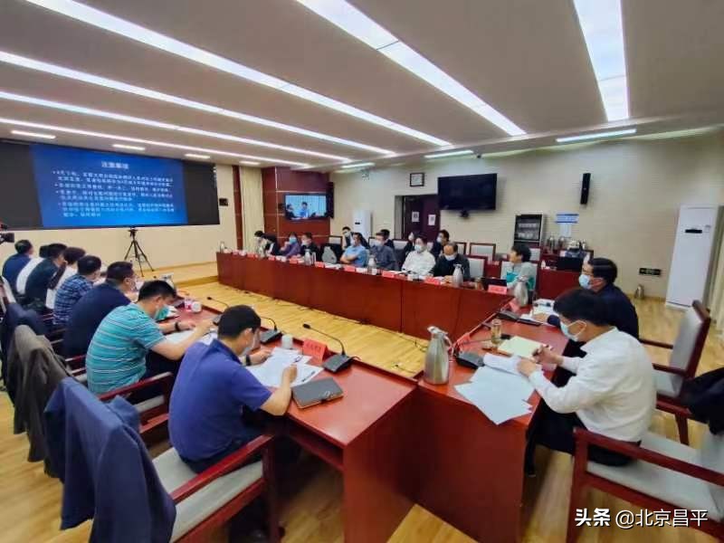 我区创建全国文明城区城市环境工作组调度会召开